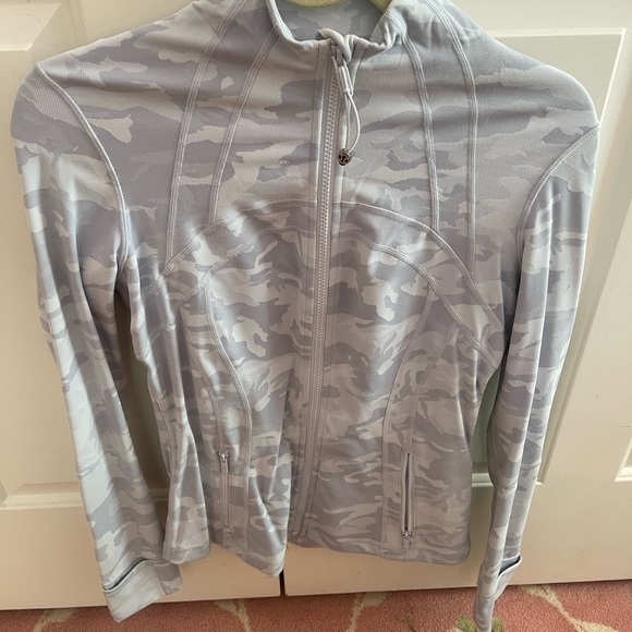 Lululemon Define Jacket color white cano size 8 - Picture 2 of 5